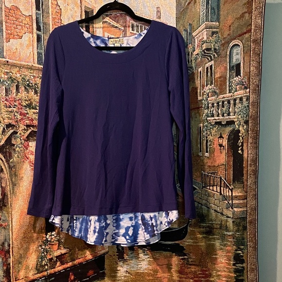 5 for $30 ONE WORLD Purple Blouse with Blue Patterned Hem - Picture 1 of 4